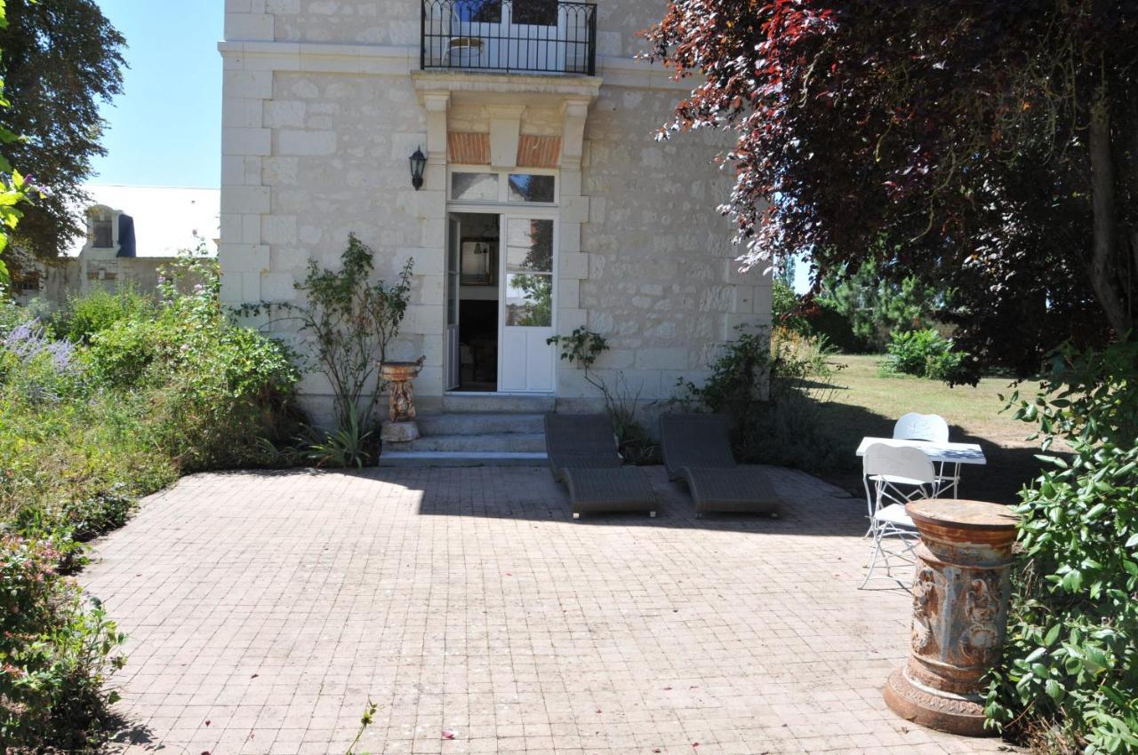 La Terrasse De L'Orangerie Du Chateau - Art Nouveau - Gite 2 Personnes Brain-sur-Allonnes ภายนอก รูปภาพ